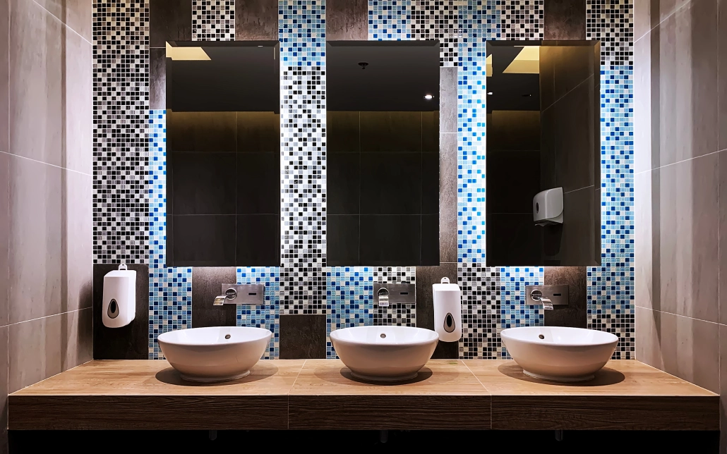 Professional washroom services – Keep your business clean, hygienic, and compliant with expert washroom cleaning. Tailored solutions for offices, restaurants, schools & more.